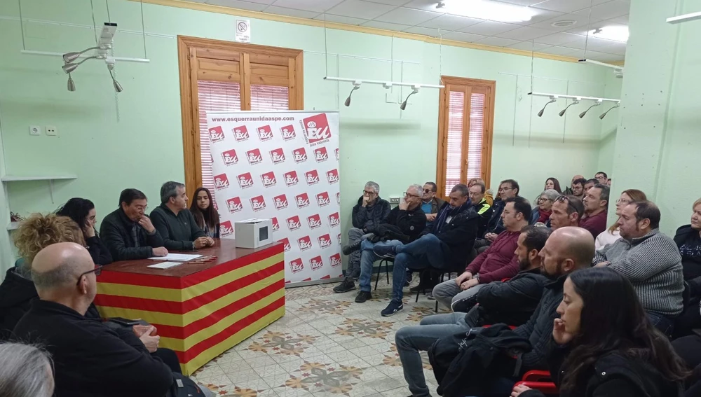 Asamblea de Izquierda Unida de Aspe que ha ratificado a Antonio Puerto como candidato a la Alcaldía en 2023.