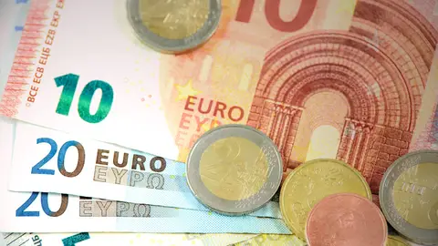 Dinero Dinero