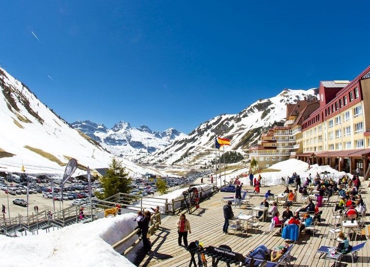 Podemos intenta frenar desde el Gobierno la unión de estaciones Podemos intenta frenar desde el Gobierno la unión de estaciones