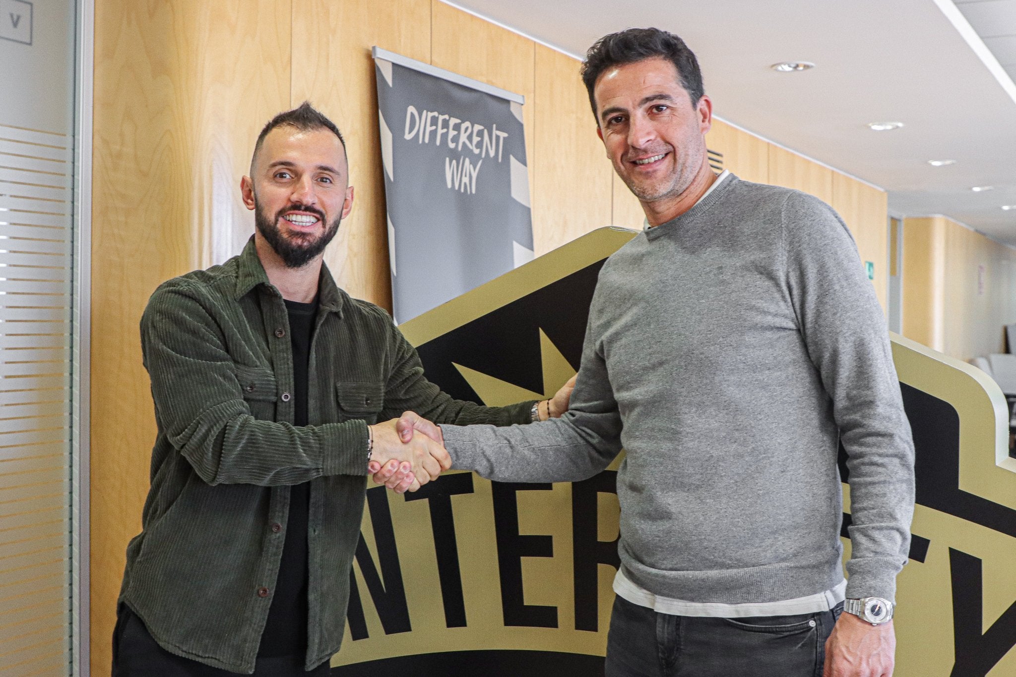 Emre Çolak dice adiós al Intercity Emre Çolak dice adiós al Intercity