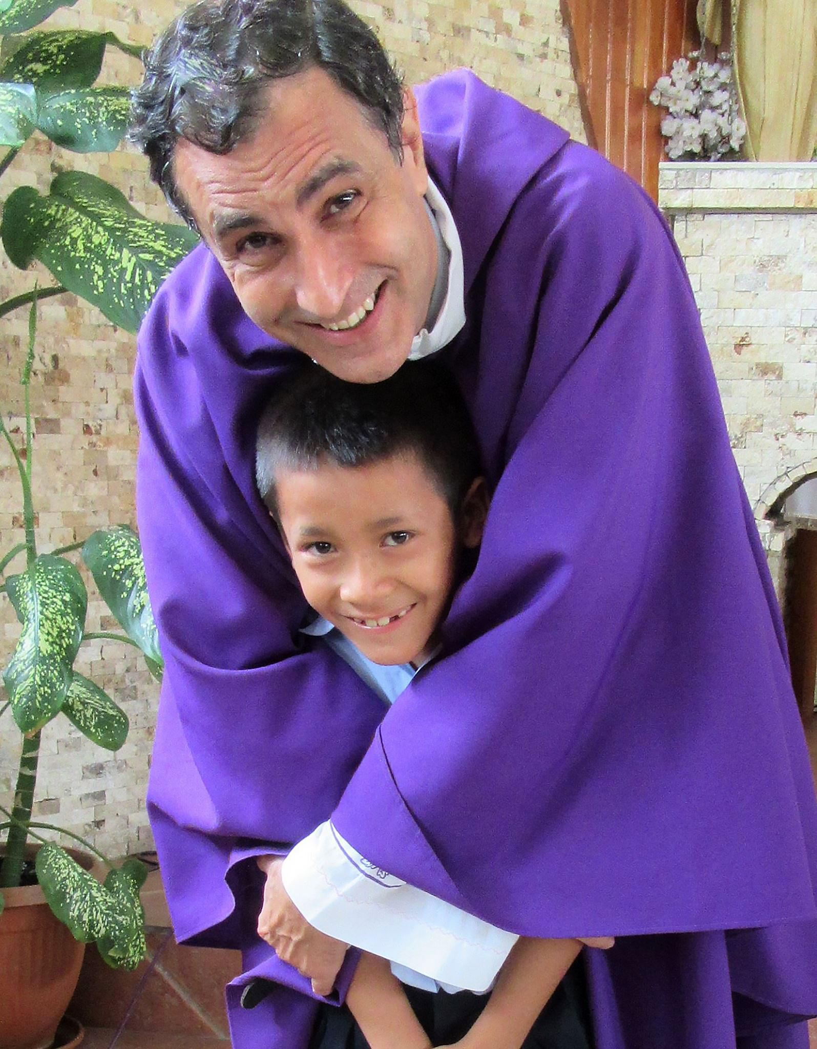 “Quien salva a un niño salva a la humanidad” “Quien salva a un niño salva a la humanidad”