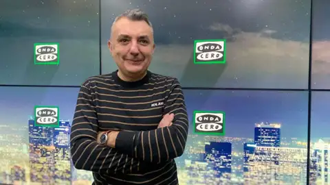 El escritor Manuel Vilas Manuel Vilas: "Tenemos años biológicos pero no son años mentales"