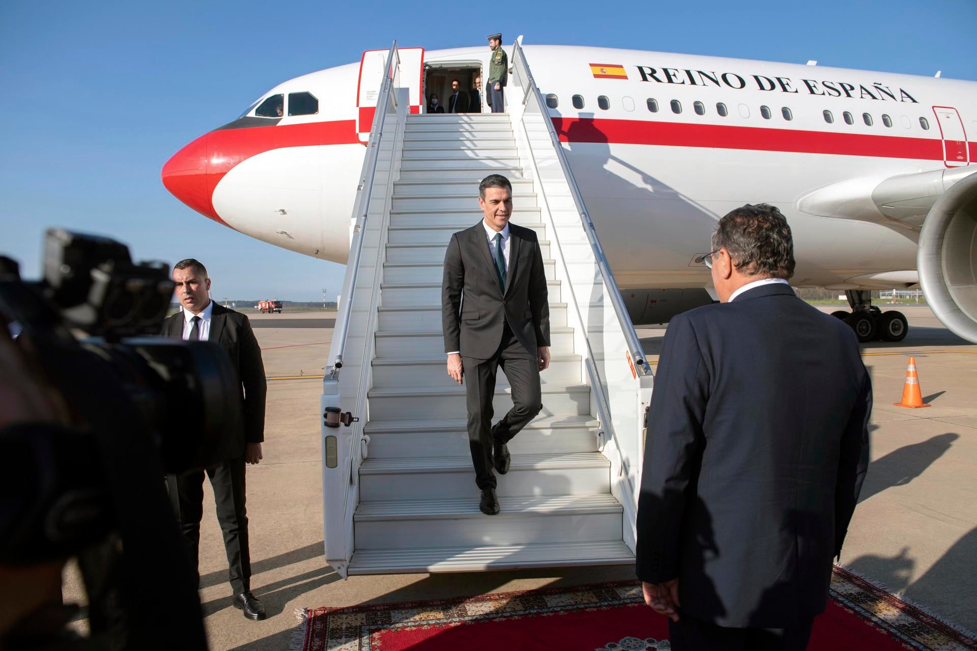 Mohamed VI habla por teléfono con Sánchez en lugar de recibirlo en Rabat Mohamed VI habla por teléfono con Sánchez en lugar de recibirlo en Rabat