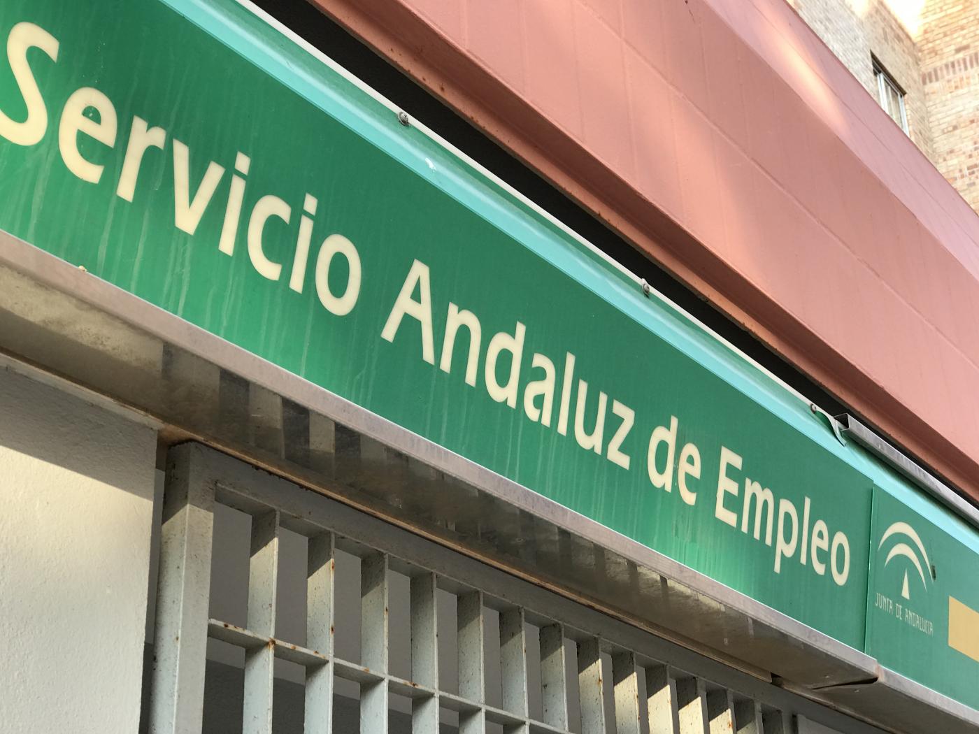 Andalucía lidera la subida del paro en enero con 21.048 desempleados más Andalucía lidera la subida del paro en enero con 21.048 desempleados más
