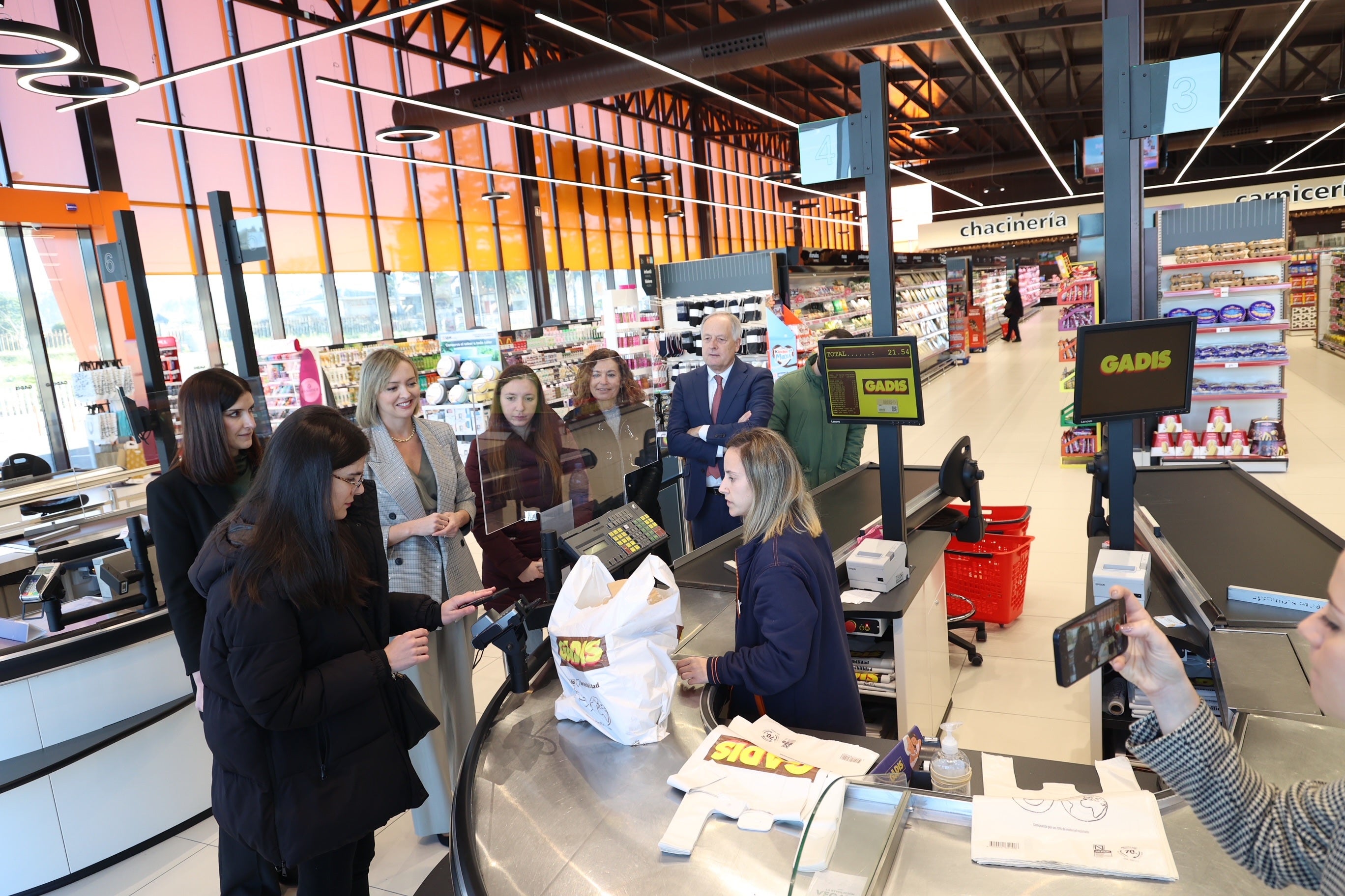 Gadis adhíerese ao programa do carné xove da Xunta de Galicia Gadis adhíerese ao programa do carné xove da Xunta de Galicia