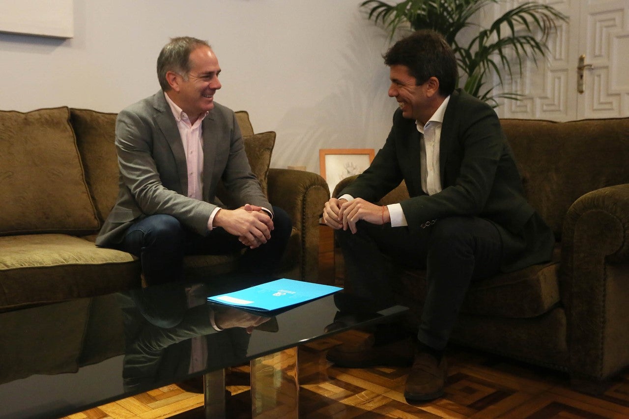 El Ayuntamiento de Sant Joan d'Alacant solicita a la Diputación una parcela para crear un aparcamiento en el Centro de Salud El Ayuntamiento de Sant Joan d'Alacant solicita a la Diputación una parcela para crear un aparcamiento en el Centro de Salud
