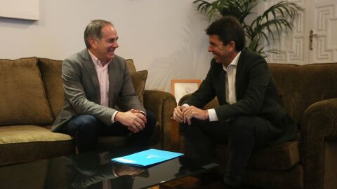 Santiago Román y Carlos Mazón en la Diputación de Alicante Santiago Román y Carlos Mazón en la Diputación de Alicante