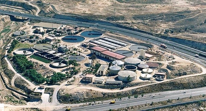 Riegos de Levante dispondrá este año de más de dos hectómetros cúbicos de agua de la depuradora Rincón de León Riegos de Levante dispondrá este año de más de dos hectómetros cúbicos de agua de la depuradora Rincón de León