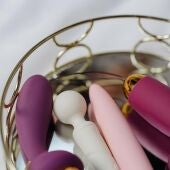 Roban en Sevilla vibradores de oro por valor de 80.000 euros en la mayor distribuidora de juguetes eróticos de España
