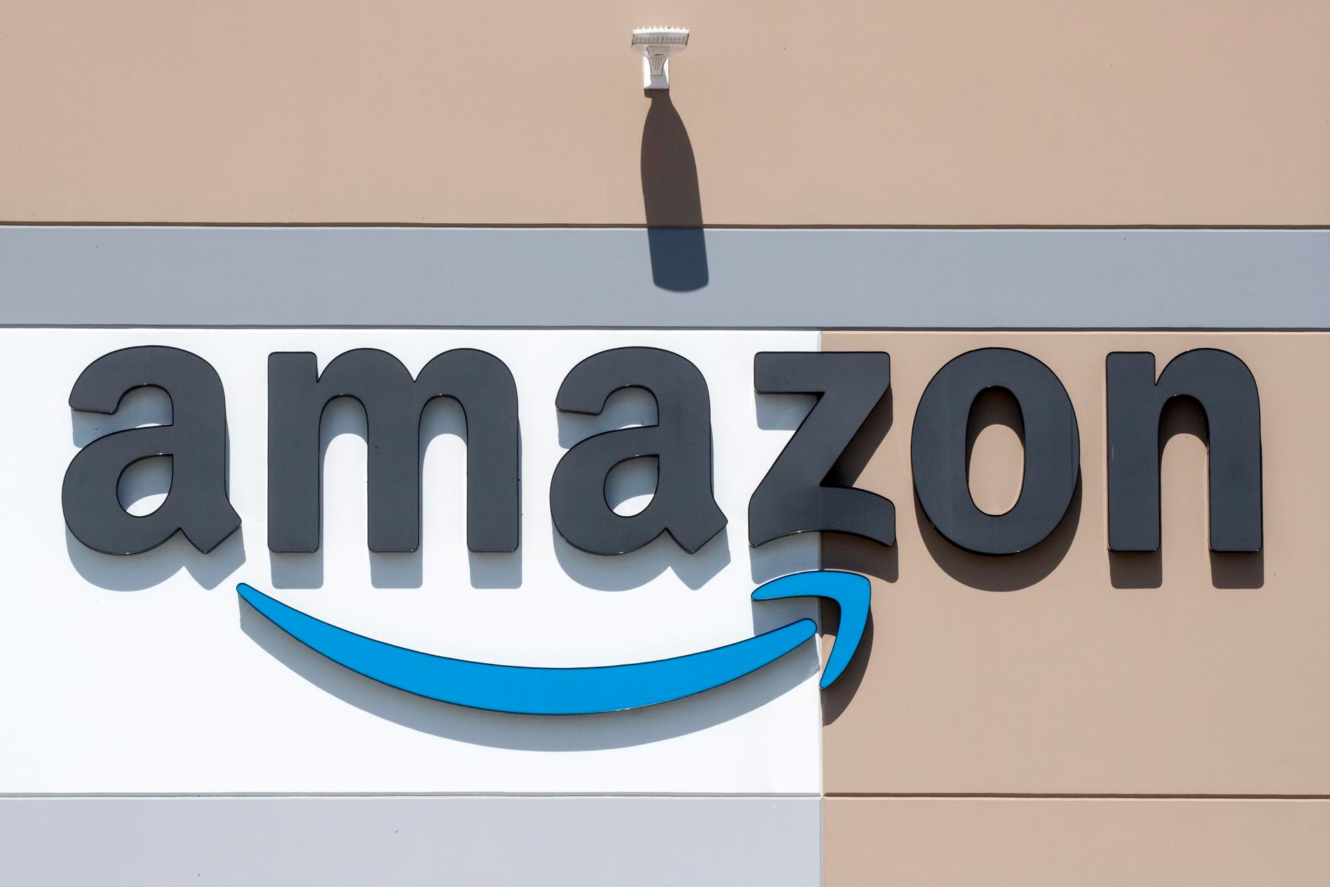 La Justicia falla contra Amazon y declara a más de 2.000 repartidores como falsos autónomos La Justicia falla contra Amazon y declara a más de 2.000 repartidores como falsos autónomos