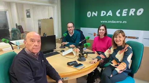 Tertulia política en 'Más de uno Elche'. Tertulia política en 'Más de uno Elche'.