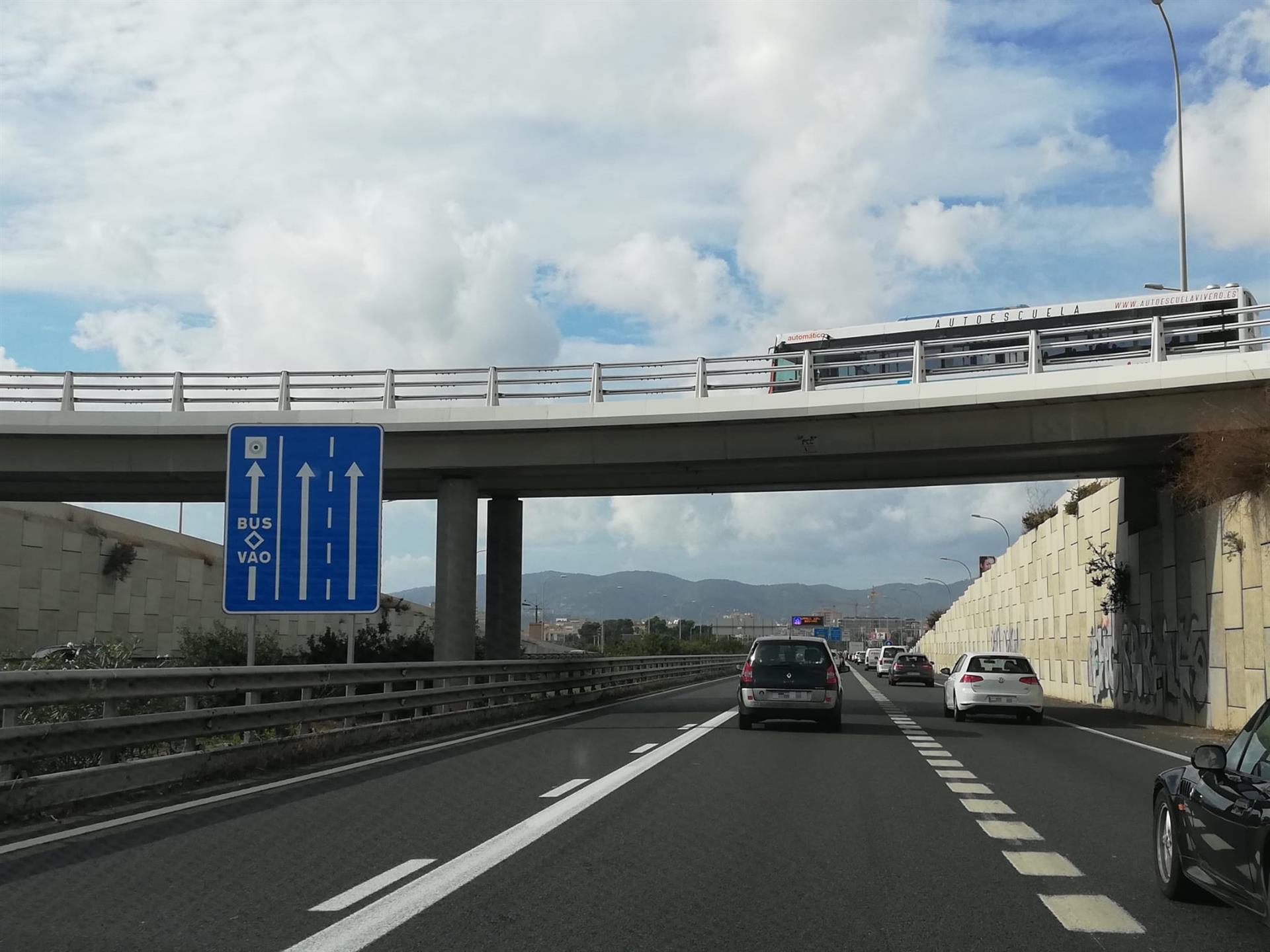 El carril bus VAO y limitación de 80 km/h en la Vía de Cintura tienen los días contados El carril bus VAO y limitación de 80 km/h en la Vía de Cintura tienen los días contados