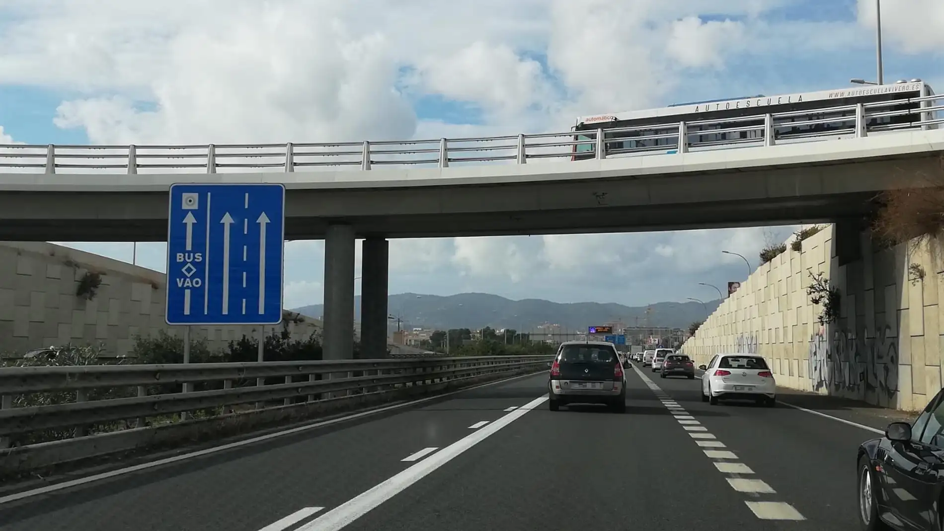 Carril Bus VAO en la autopista de Llevant (Mallorca)