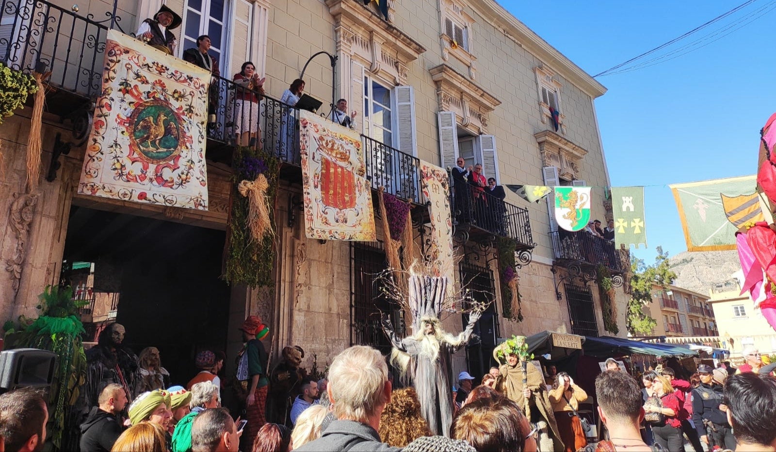 El casco histórico de Orihuela acoge este fin de semana el Mercado Medieval con novedades El casco histórico de Orihuela acoge este fin de semana el Mercado Medieval con novedades