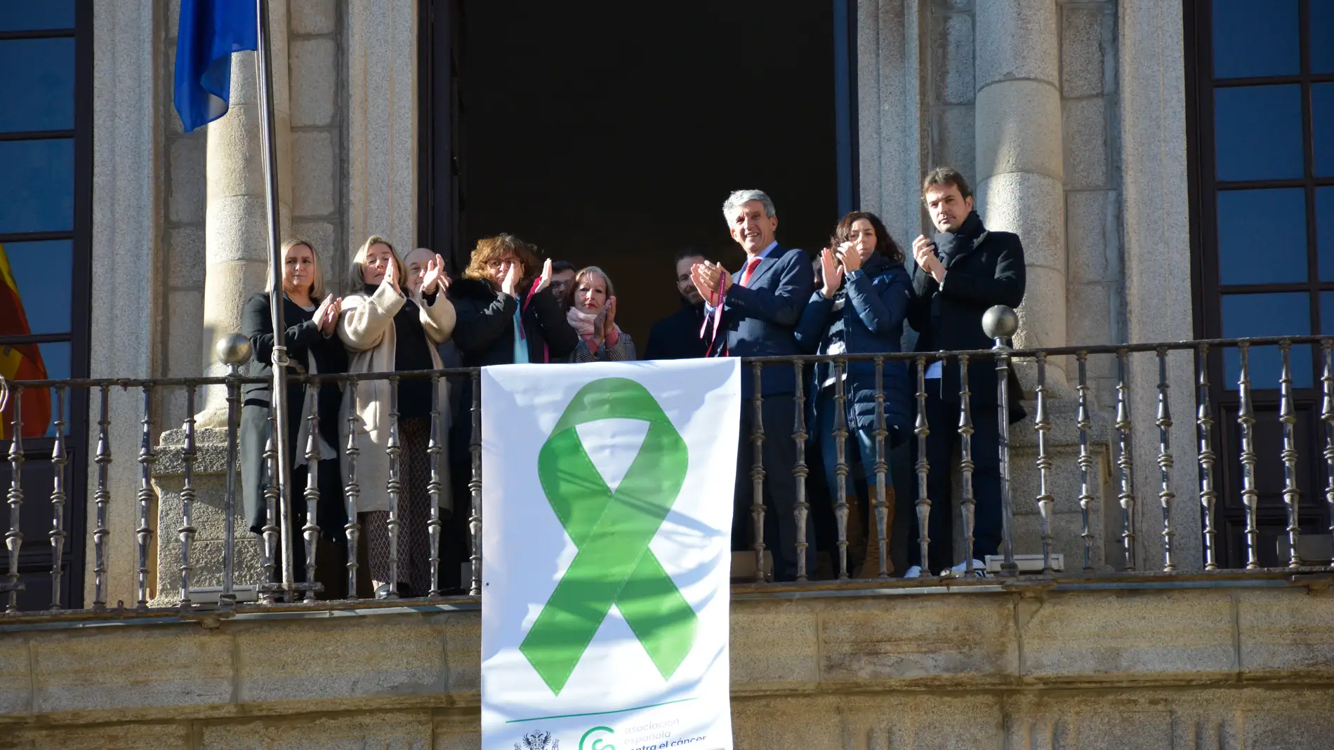 Toledo se suma a la concienciación en el Día Mundial contra el Cáncer