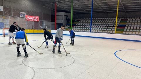 02-02-2023 Los jugadores del Roller, en un entrenamiento