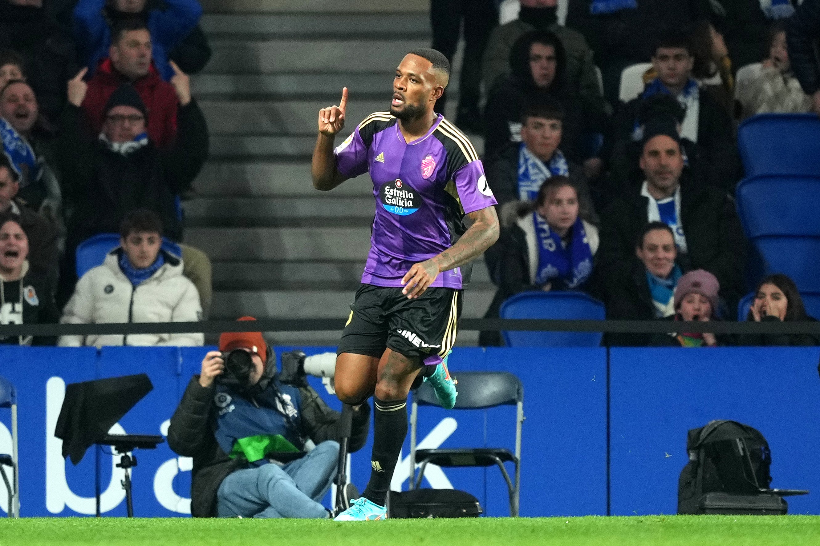 El Valladolid da la sorpresa en el Reale Arena El Valladolid da la sorpresa en el Reale Arena