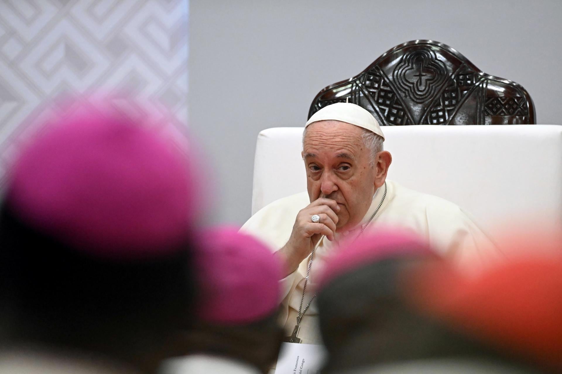 Francisco denuncia que la muerte de Benedicto XVI fue "instrumentalizada" Francisco denuncia que la muerte de Benedicto XVI fue "instrumentalizada"