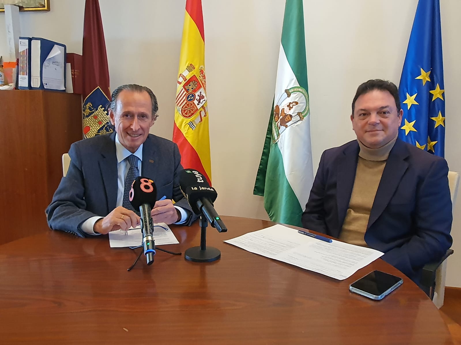 El Ayuntamiento de Chiclana amplía las ayudas a la hipoteca para los afectados por la subida de tipos de interés El Ayuntamiento de Chiclana amplía las ayudas a la hipoteca para los afectados por la subida de tipos de interés