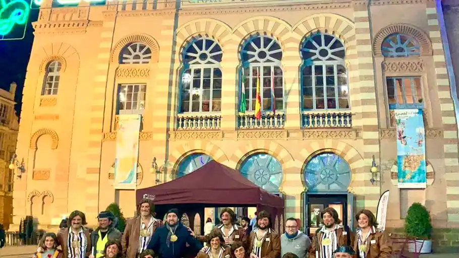 La Chirigota de Santoña en Cádiz, Teatro Falla La Chirigota de Santoña en Cádiz, Teatro Falla