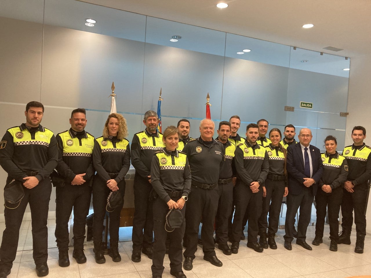 Llega el refuerzo para la policía de barrio de Alicante con la incorporación de 14 nuevos agentes Llega el refuerzo para la policía de barrio de Alicante con la incorporación de 14 nuevos agentes