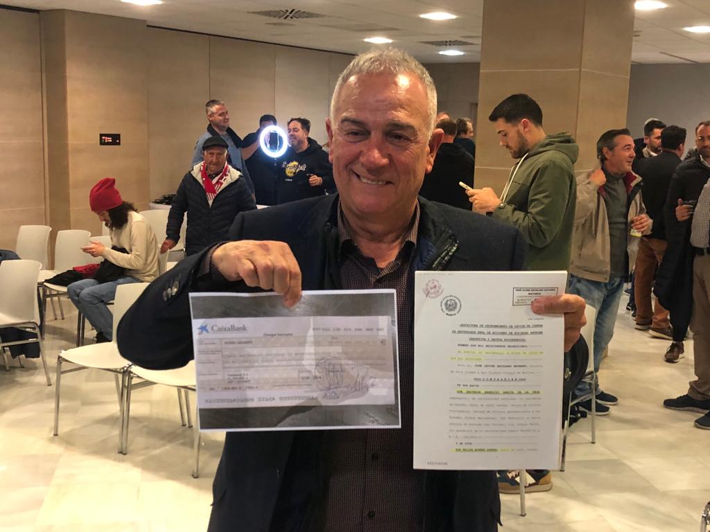 Felipe Moreno es firme: “Me encuentro capacitado para sacar al Real Murcia adelante y poner ya cinco millones" Felipe Moreno es firme: “Me encuentro capacitado para sacar al Real Murcia adelante y poner ya cinco millones"