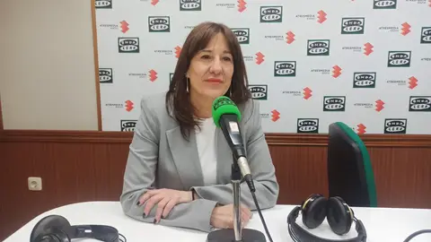 Blanca Fernández en los estudios de Onda Cero Ciudad Real Blanca Fernández en los estudios de Onda Cero Ciudad Real