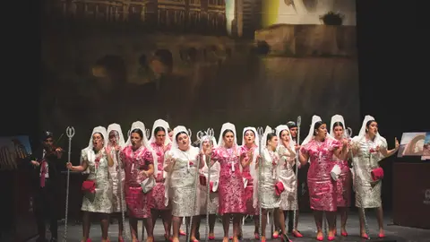 Las Fanáticas Carnaval Romano 23