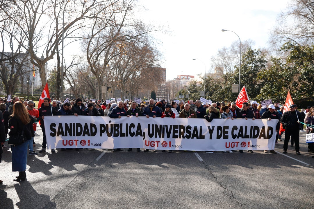 Madrid se levanta por la sanidad pública: estas son las reivindicaciones de los manifestantes Madrid se levanta por la sanidad pública: estas son las reivindicaciones de los manifestantes