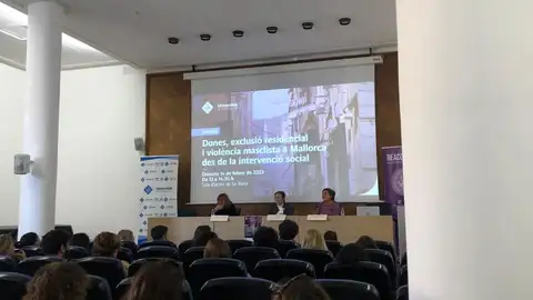 Un estudio alerta de la feminización de la exclusión residencial y el 'sinhogarismo'. Un estudio alerta de la feminización de la exclusión residencial y el 'sinhogarismo'.