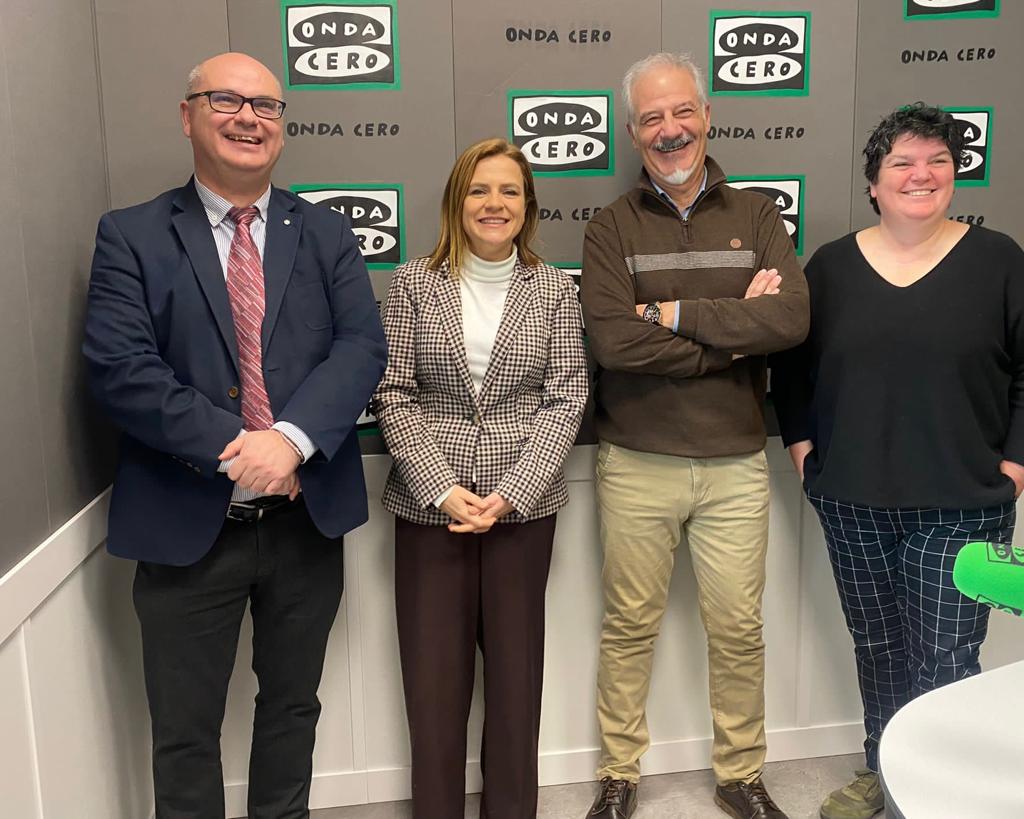 La Delegada del Gobierno en la Comunitat Valenciana visita los estudios de Onda Cero Marina Baixa La Delegada del Gobierno en la Comunitat Valenciana visita los estudios de Onda Cero Marina Baixa