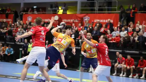 EL TM Benidorm cae en Islandia ante el Valur por 35-29 EL TM Benidorm cae en Islandia ante el Valur por 35-29