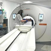 Os primeiros pacientes estrean o novo TC espectoral do CHOU Os primeiros pacientes estrean o novo TC espectoral do CHOU