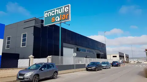 Las andaluzas EnchufeSolar y Helios Energía triplican su facturación en 2022 superando los 25 millones de euros Las andaluzas EnchufeSolar y Helios Energía triplican su facturación en 2022 superando los 25 millones de euros