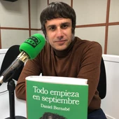 El escritor y periodista Daniel Bernabé El escritor y periodista Daniel Bernabé