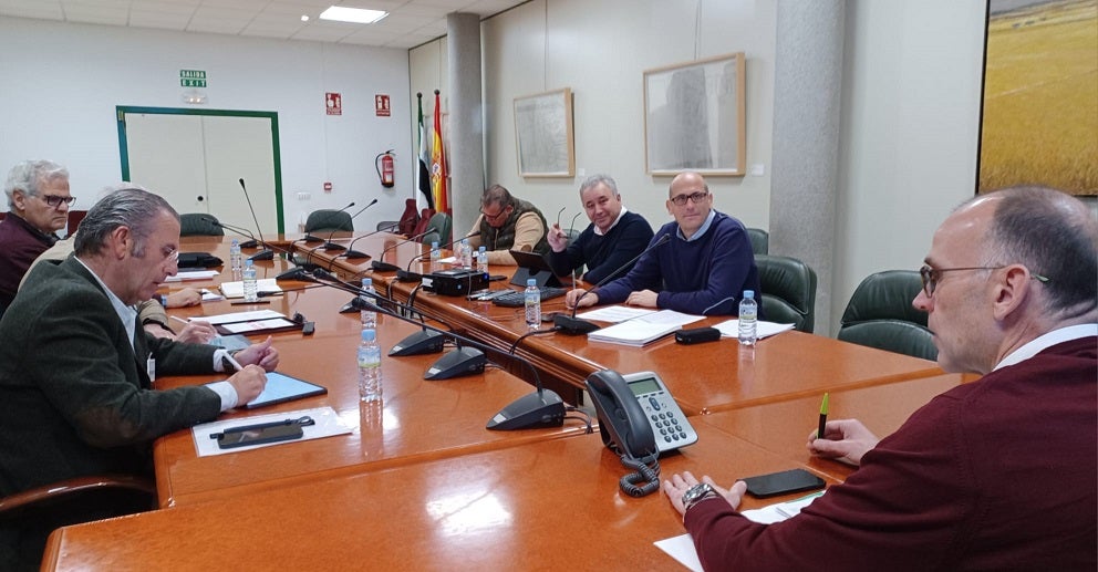 33 millones y medio de la nueva PAC se destinarán en Extremadura a la modernización y uso eficiente del agua 33 millones y medio de la nueva PAC se destinarán en Extremadura a la modernización y uso eficiente del agua