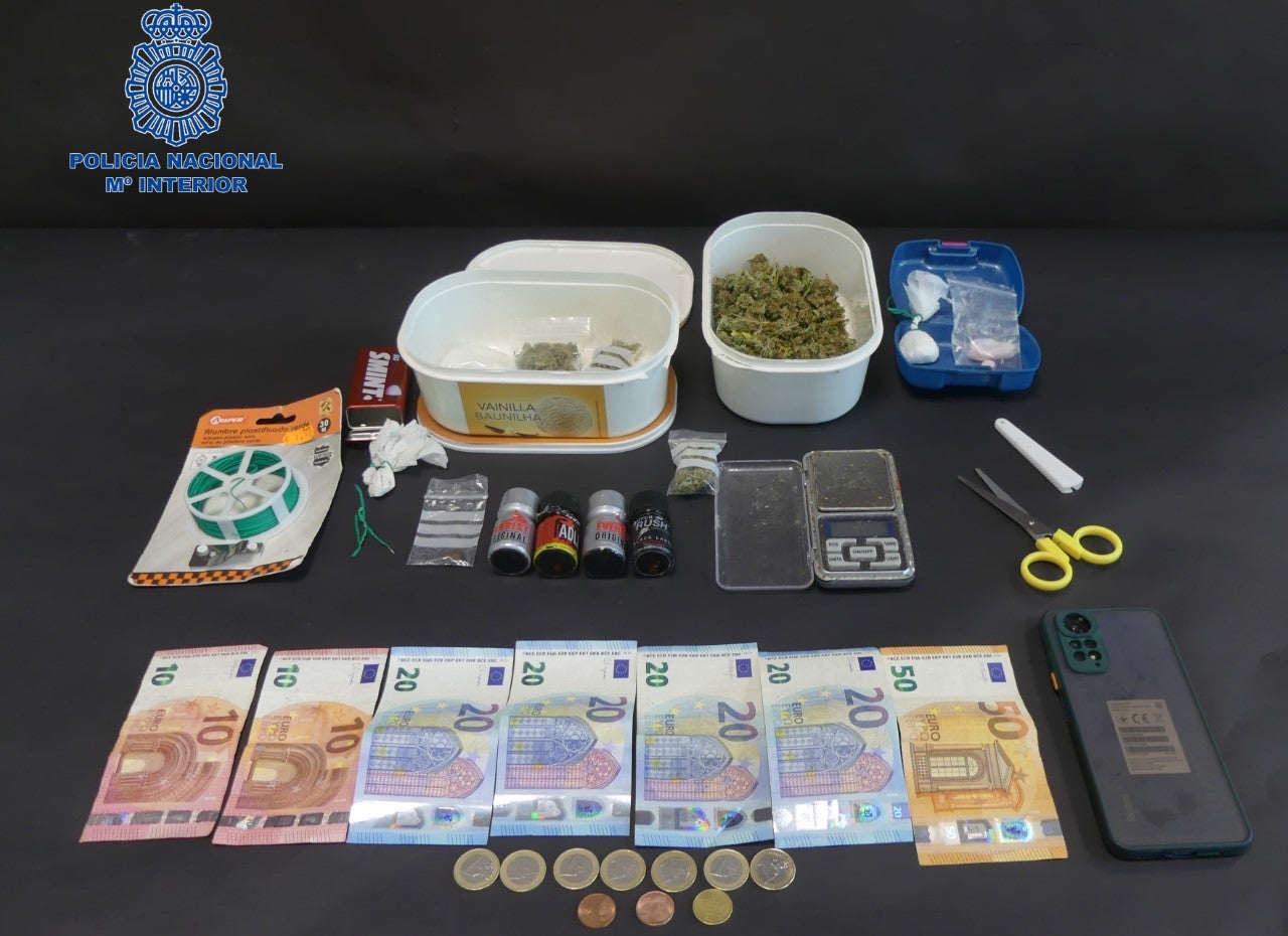 Detienen a un hombre en Ciutadella con diversos tipos de drogas Detienen a un hombre en Ciutadella con diversos tipos de drogas
