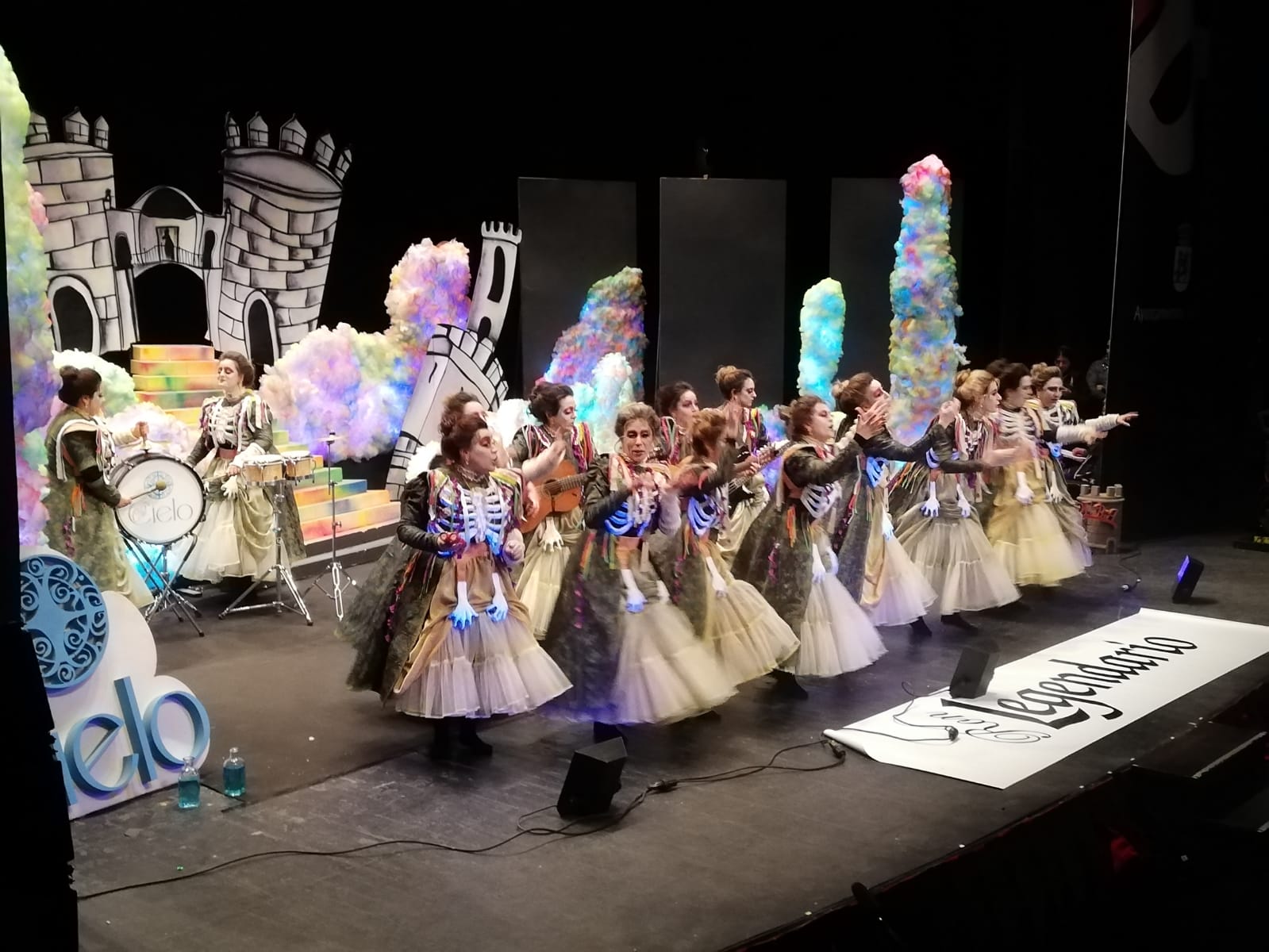 Las fantasmas de las Chimixurris vuelven a ofrecer un repertorio bien ejecutado en voces y música Las fantasmas de las Chimixurris vuelven a ofrecer un repertorio bien ejecutado en voces y música