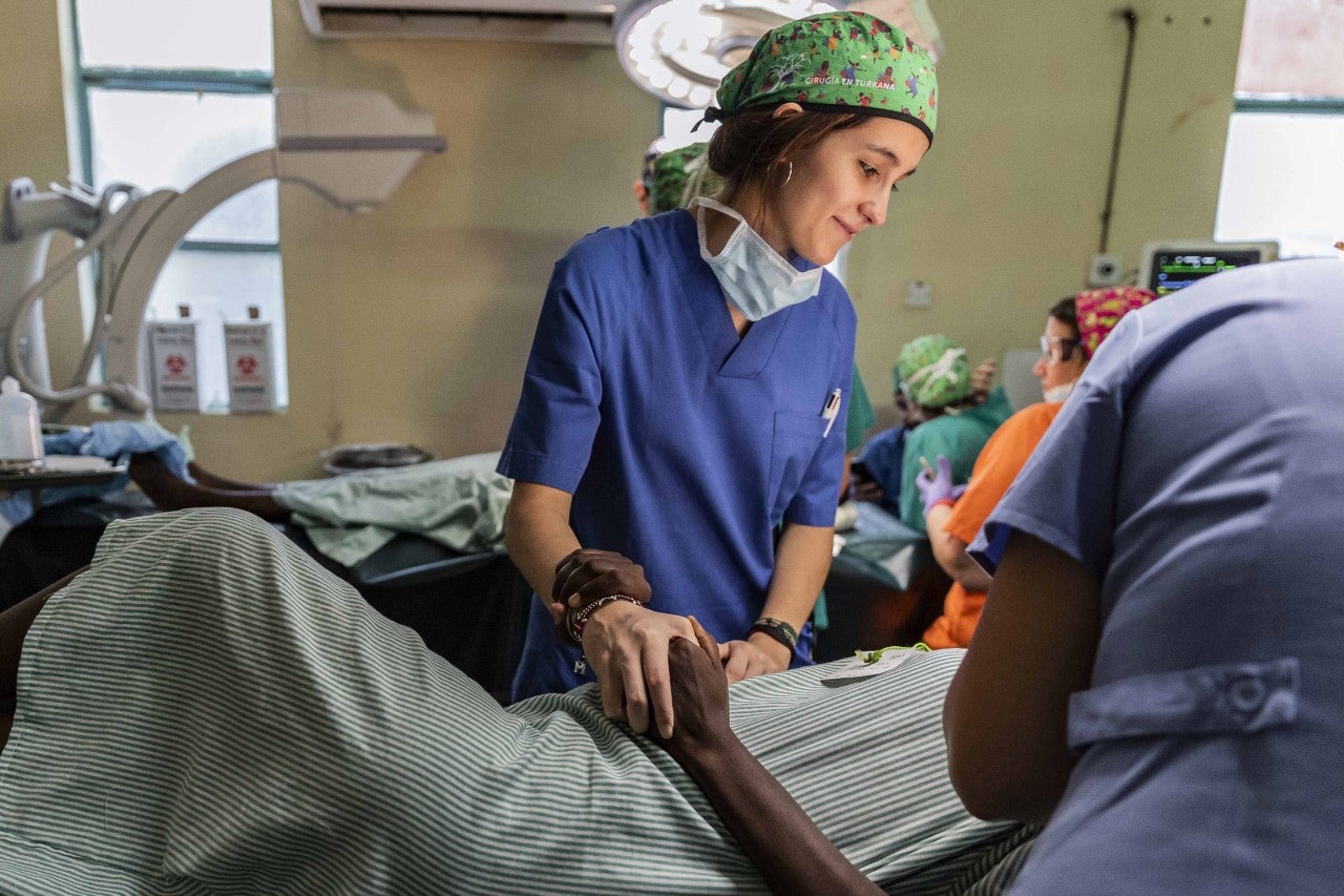 Estudiantes de Medicina de la UMH ganan el Premio al Voluntariado Universitario de la Fundación Mutua Madrileña Estudiantes de Medicina de la UMH ganan el Premio al Voluntariado Universitario de la Fundación Mutua Madrileña