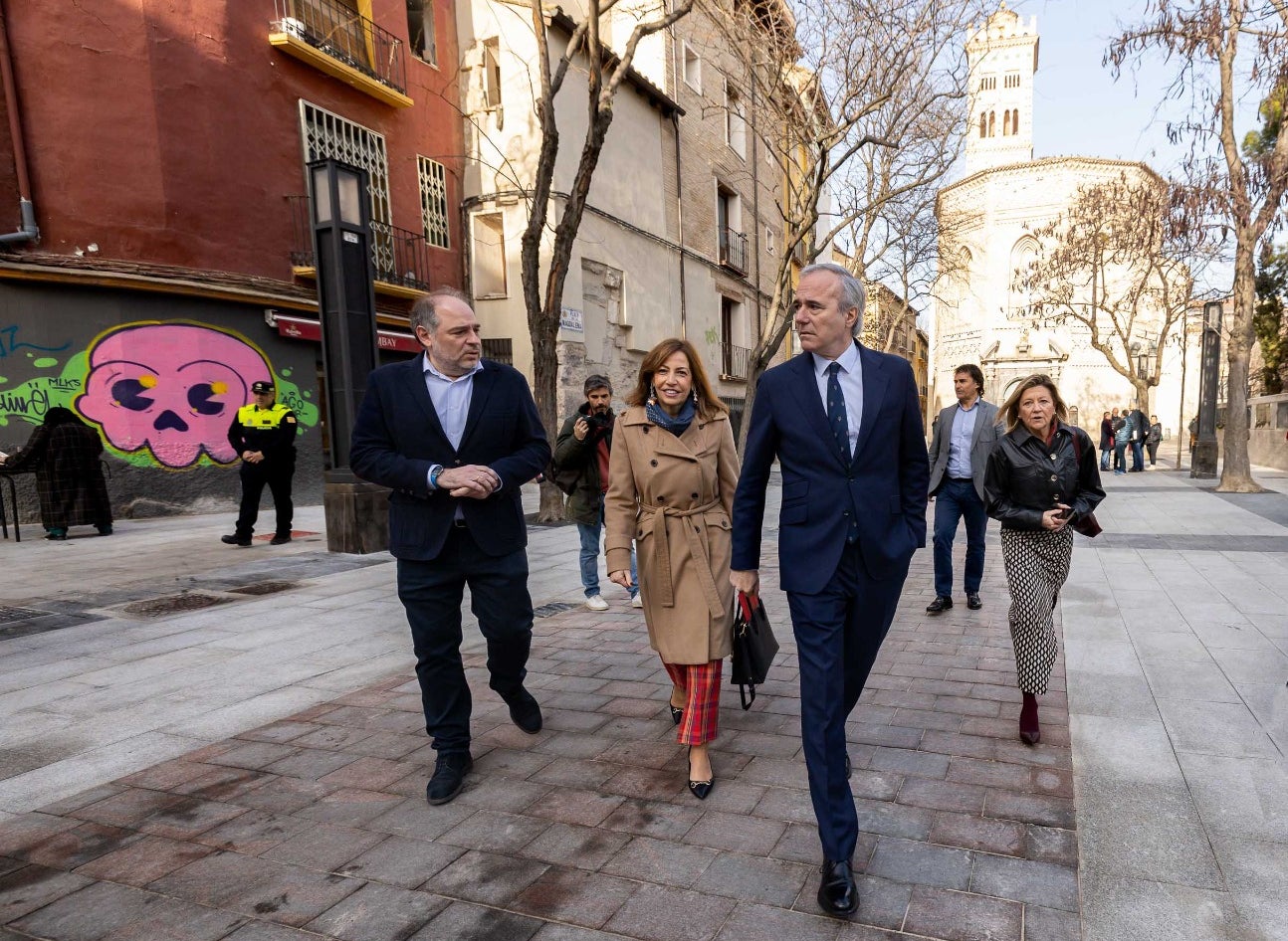 La plaza de la Magdalena estrena nueva imagen La plaza de la Magdalena estrena nueva imagen