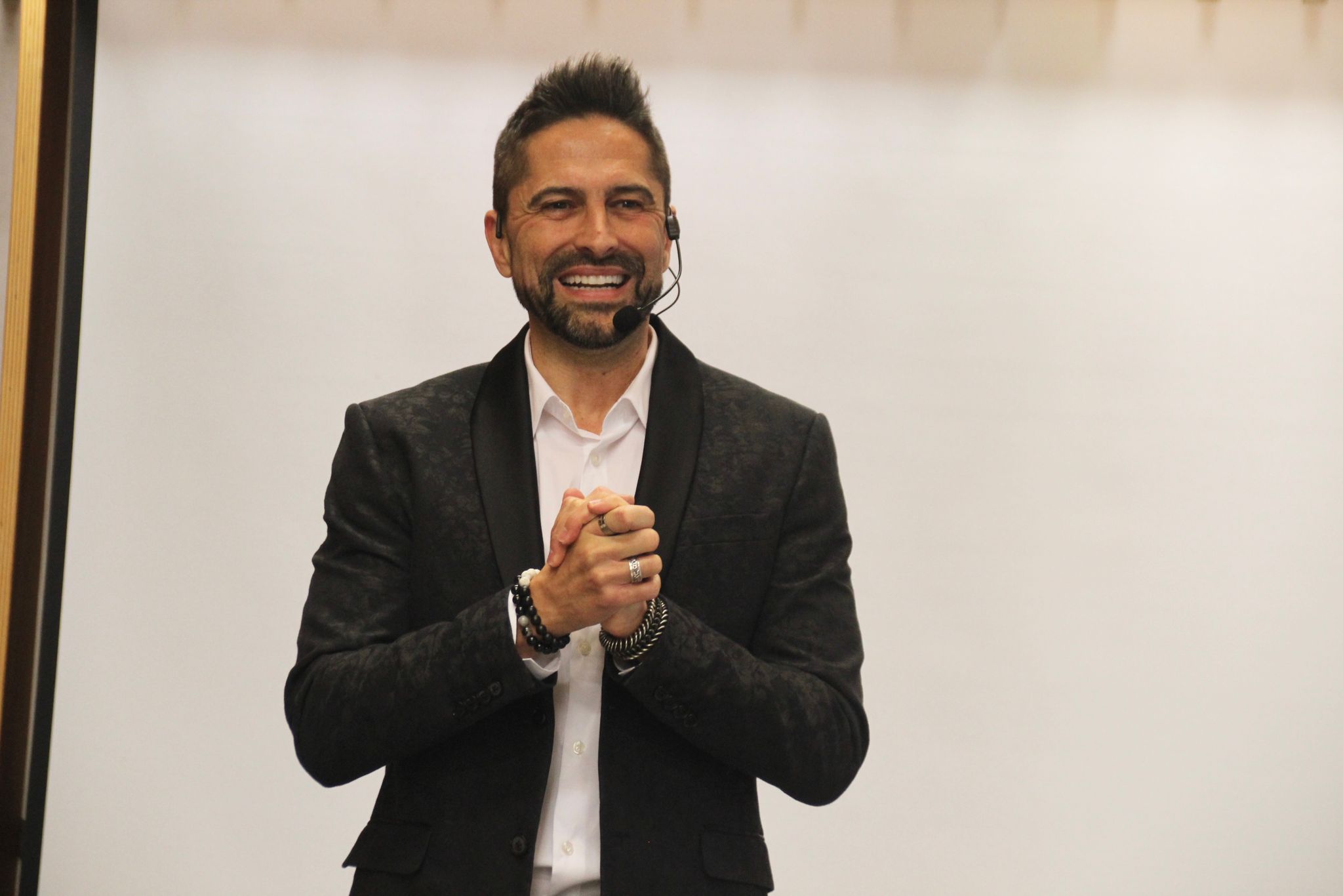 En octubre regresa a la isla de Ibiza 'Metamorphosis', el evento de crecimiento personal, emocional y espiritual organizado por Paco de la Fuente En octubre regresa a la isla de Ibiza 'Metamorphosis', el evento de crecimiento personal, emocional y espiritual organizado por Paco de la Fuente