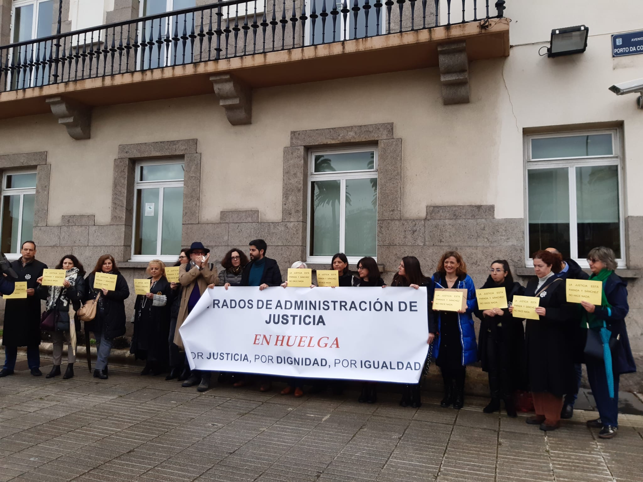 Nueva decepción en la Lonja con las medidas del Comisario Sinkevicius, esperanzas de los letrados de justicia con la reunión del próximo viernes Nueva decepción en la Lonja con las medidas del Comisario Sinkevicius, esperanzas de los letrados de justicia con la reunión del próximo viernes
