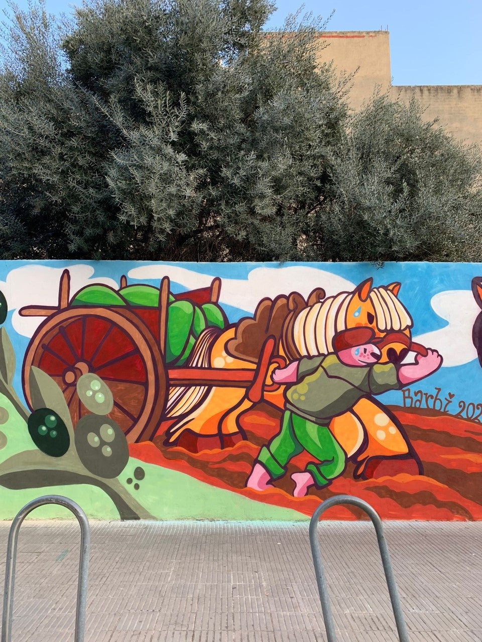 Nules conmemora el 75 anivesario de la feria agrícola con un mural de Bárbara Sebastián Nules conmemora el 75 anivesario de la feria agrícola con un mural de Bárbara Sebastián