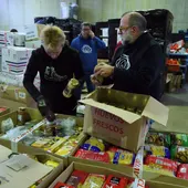 Zaporeak envía alimentos Zaporeak envía alimentos