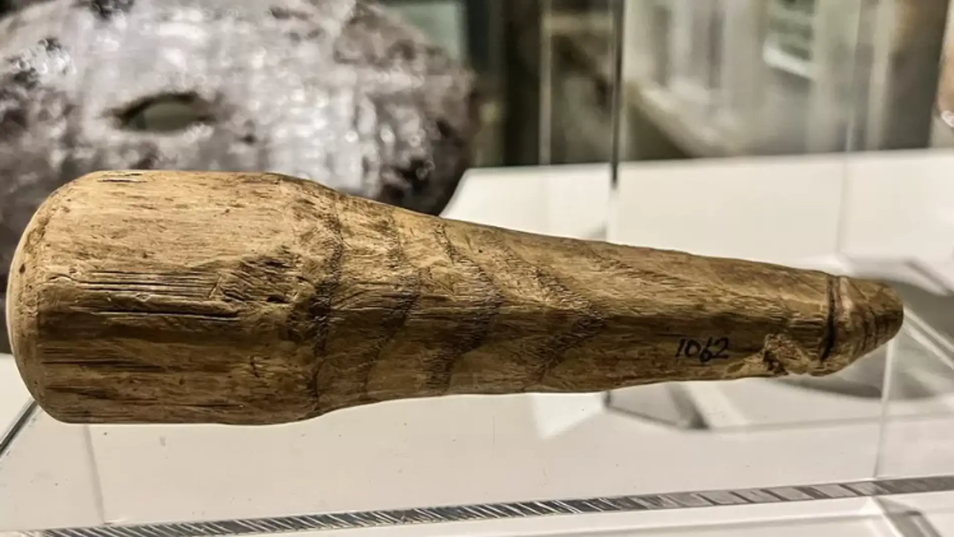 Descubren un juguete sexual de 2.000 años de antigüedad que podría ser el primer consolador romano