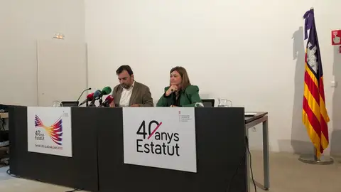 El Día de las Islas Baleares es la fiesta oficial de la comunidad autónoma de las Islas Baleares, que se celebra cada año el 1 de marzo. El Día de las Islas Baleares es la fiesta oficial de la comunidad autónoma de las Islas Baleares, que se celebra cada año el 1 de marzo.