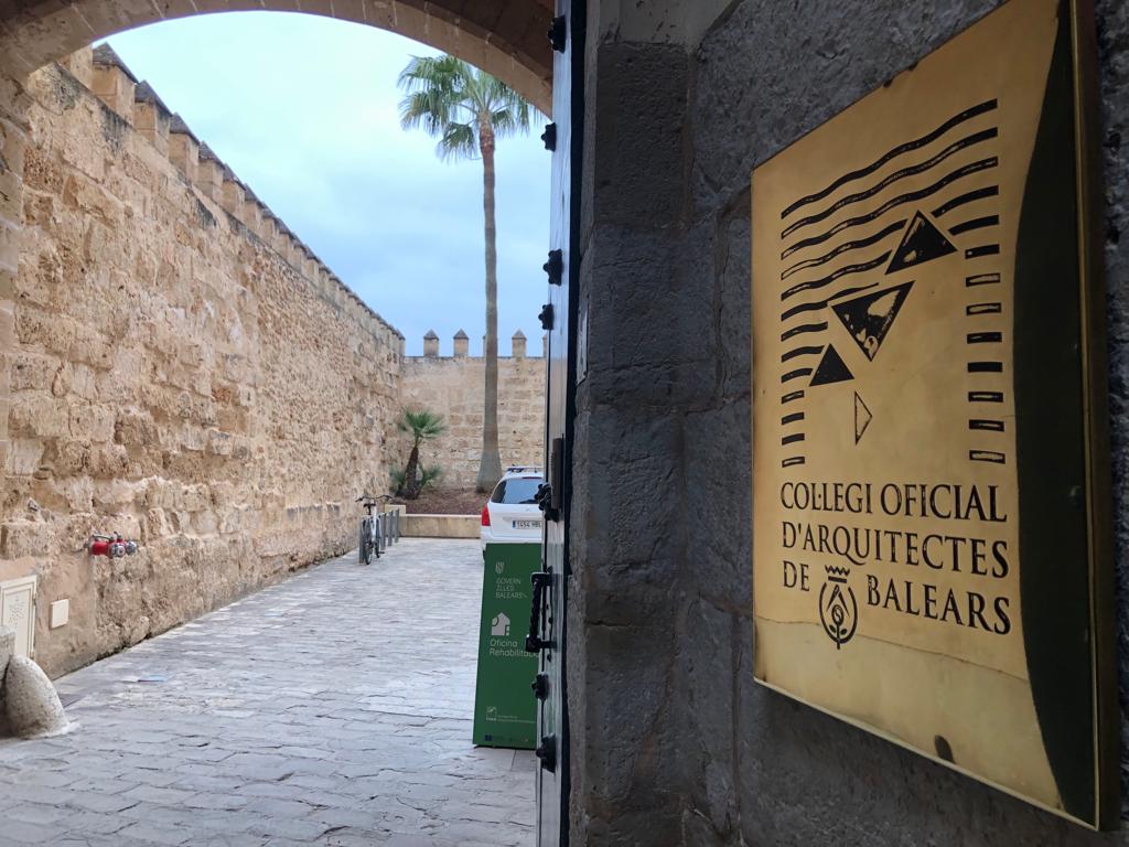 Los arquitectos de Baleares no descartan convertir locales comerciales en viviendas siempre que cumplan los índices de calidad Los arquitectos de Baleares no descartan convertir locales comerciales en viviendas siempre que cumplan los índices de calidad