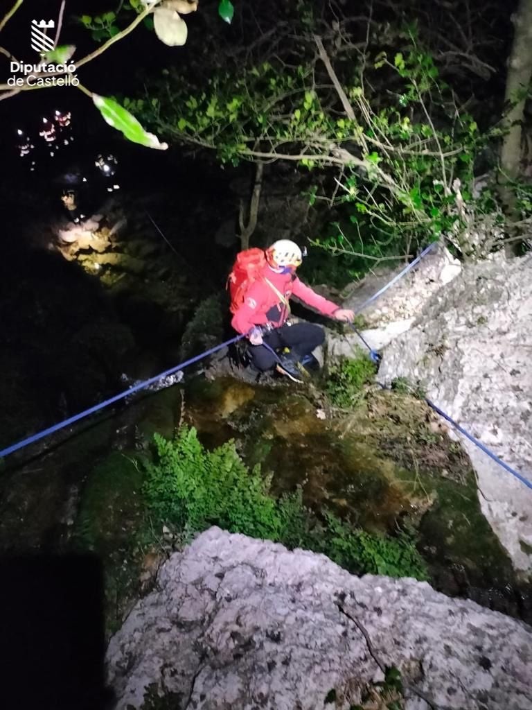 Rescatan a siete barranquistas que quedaron aislados en el barranco del Perseguer Rescatan a siete barranquistas que quedaron aislados en el barranco del Perseguer