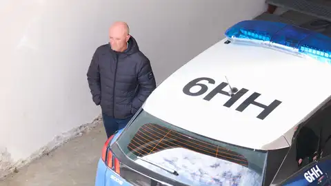 El jefe del Servicio de Carreteras de la Consejería de Obras Públicas A su llegada al Complejo Judicial de Las Salesas