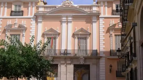 Fachada del Palacio del Marqués de Campo, sede del Museo de la Ciudad cuadro